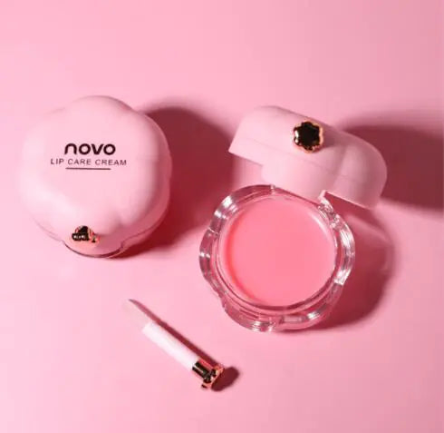 Moisturizing Lip Balm with Plant Essential Oils